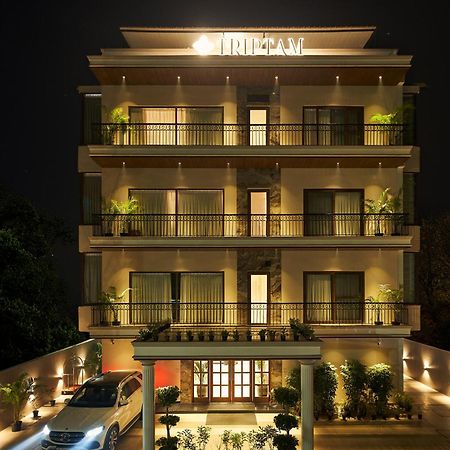 Triptam Vrindāvan Exterior photo